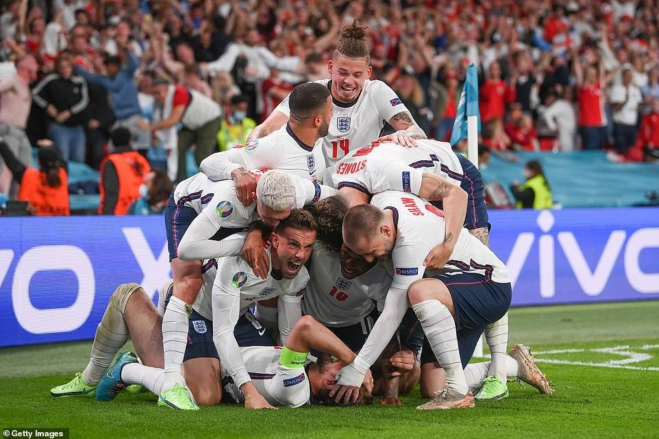 Reports: England 2-1 Denmark: Harry Kane sends Three Lions into Euro 2020 final 3