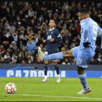 Scintillating Manchester City secure top spot