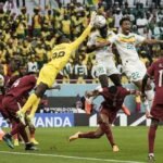 Qatar World Football/The weakest home team scored the first goal in history and lost 1:3 to Senegal