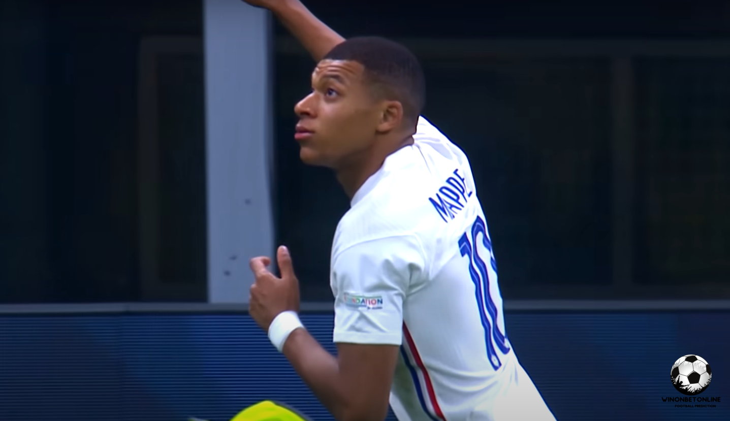 Can Kylian Mbappe Carry the Hopes of a Nation at Euro 2024?