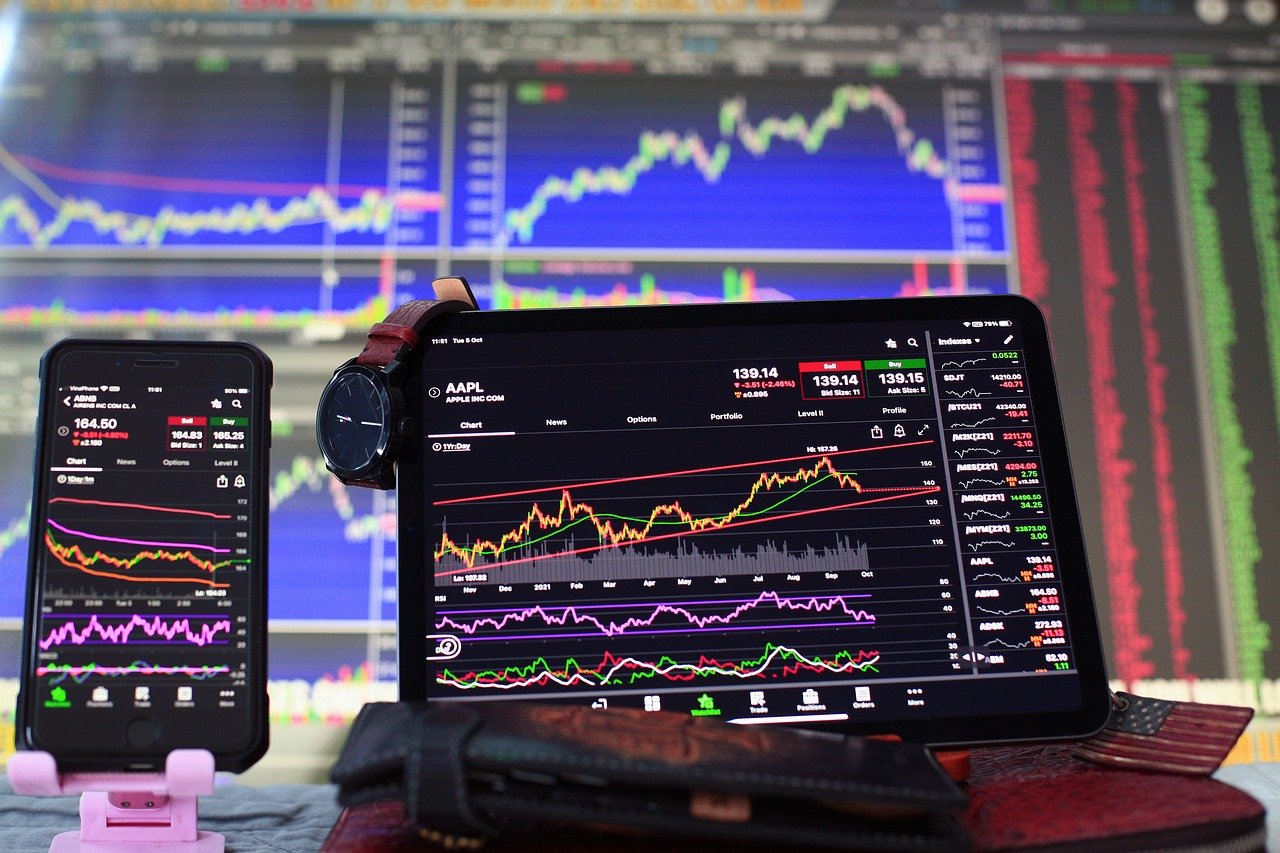 Trader turns $2,000 into $1.74 million with celebrity memecoin