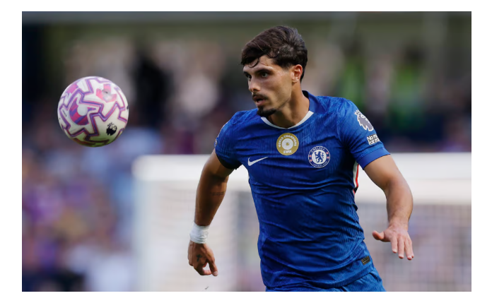 Chelsea Held to Goalless Draw by Resilient Crystal Palace in Premier League Opener