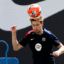 Barcelona reach deal with De Jong over new contract