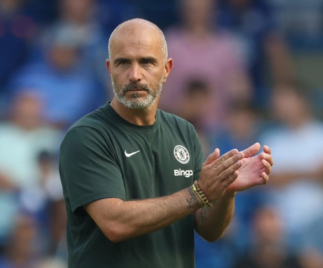 Maresca slams Chelsea for 'giving away presents'