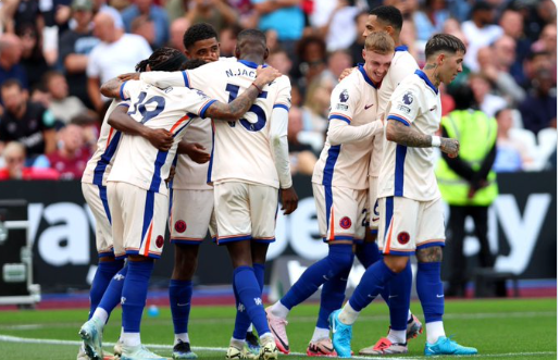 Unbeaten Chelsea cruise past 10-player West Ham