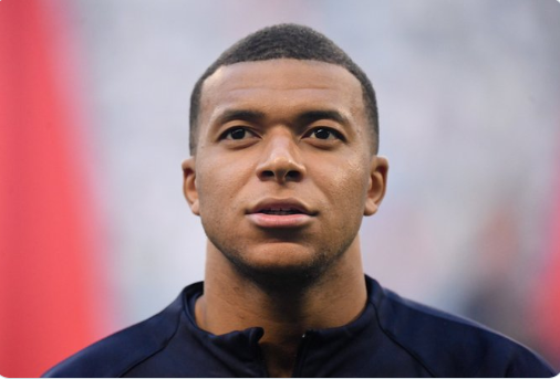 Mbappé sprains ankle after extending goal streak
