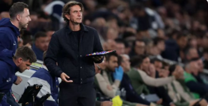 Frank defends Spurs subs after fans boo changes