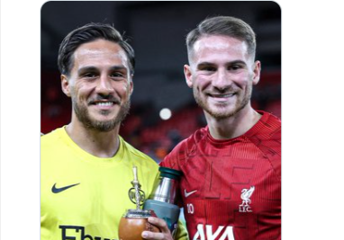 Kevin Mac Allister, Man United's Martínez join up with Argentina