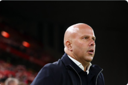 Liverpool's Slot: 'Obvious and clear' VAR wrong on Van Dijk