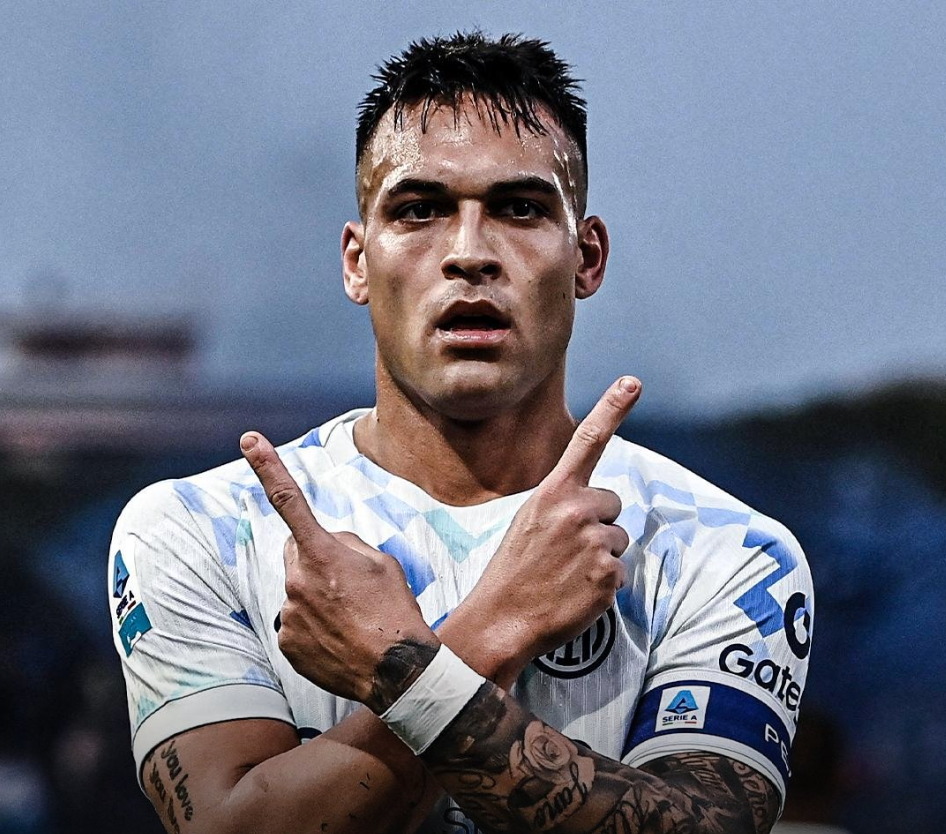 Martinez brace drags sluggish Inter past Pisa to close gap in Serie A title race