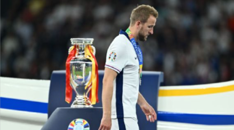 Kane says only World Cup glory will satisfy England