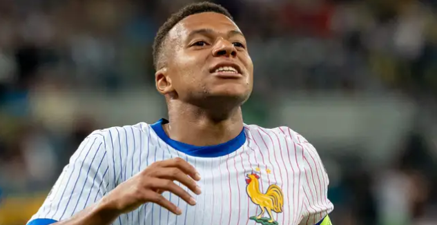 Leboeuf says Mbappe still trails Zidane in French football legacy debate