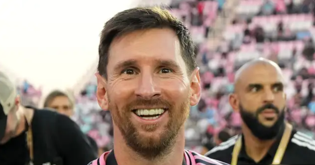 Marc Ciria Confident Lionel Messi Wants Barcelona Return