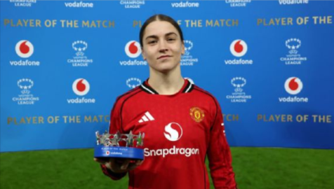 Park Strike Sends Manchester United into Champions League Playoffs