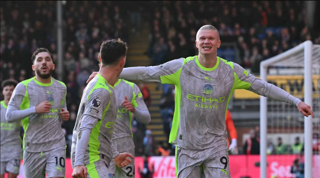 Ruthless City Sweep Past Palace to Keep Pressure on Arsenal