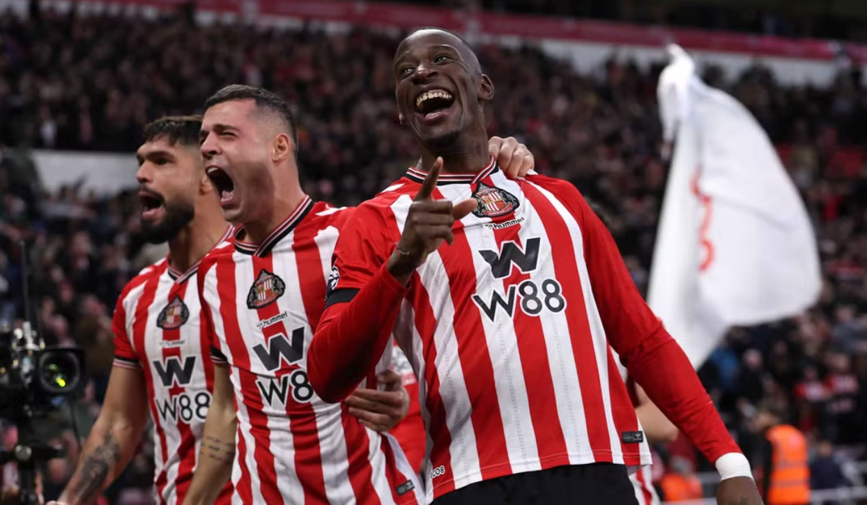 Sunderland Edge Newcastle in Derby Thriller as Woltemade Own Goal Extends Unbeaten Run