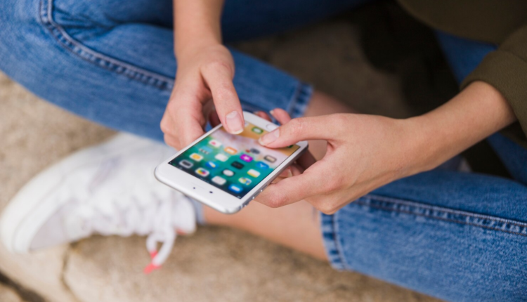 Steps to Download a Secure Sports App on an Android Phone