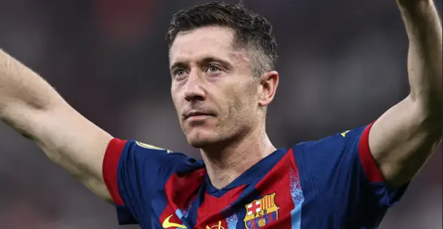 Lewandowski Joins Elite Champions League Club as Barcelona Beat Slavia Prague