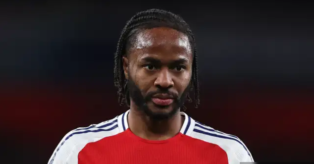 Napoli Cool Sterling Transfer Talk as Financial Hurdles Emerge