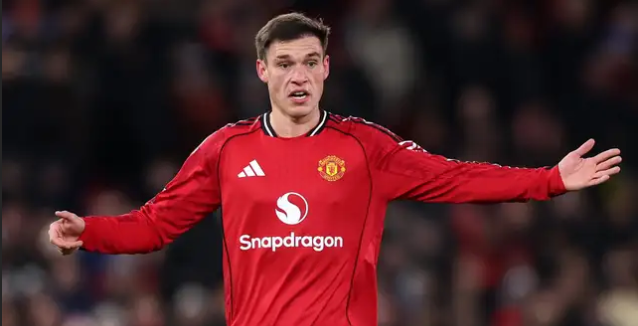 Nicky Butt Slams Manuel Ugarte as United Scrutiny Intensifies