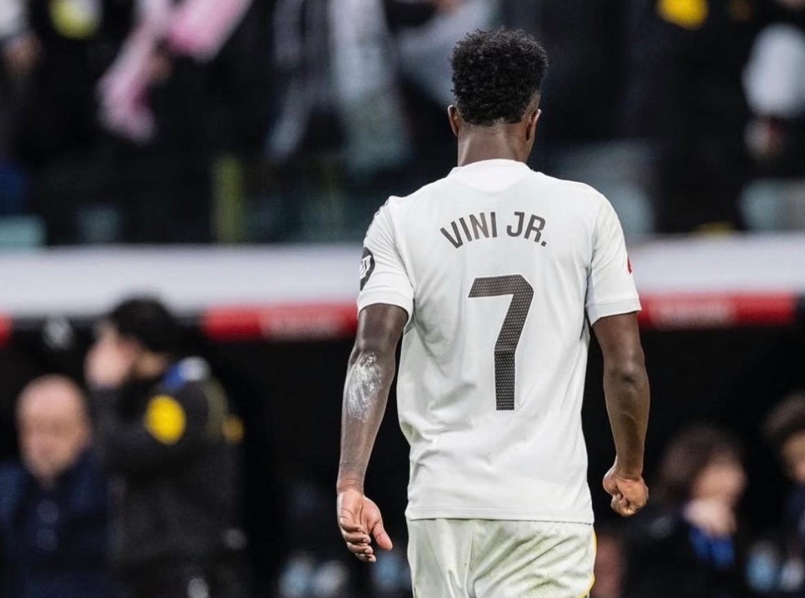 Vinicius Junior Faces Bernabéu Boos as Real Madrid Crisis Deepens Before Champions League Clash