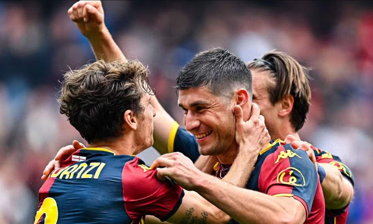 Ekuban's late goal sends Genoa nine points clear of relegation