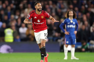 Manchester United edge Chelsea as Stamford Bridge slump deepens