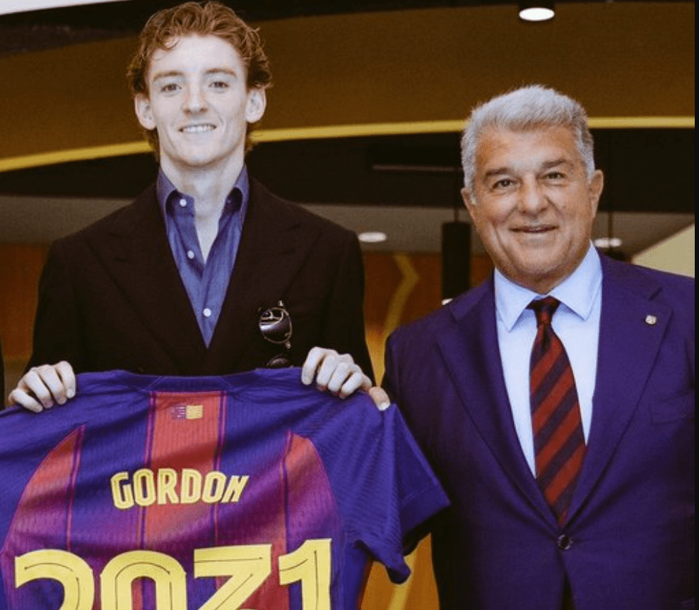 Barcelona complete signing of Anthony Gordon in €80m-plus deal from Newcastle