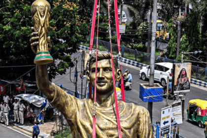 Lionel Messi statue removed in India after safety concerns over swaying structure