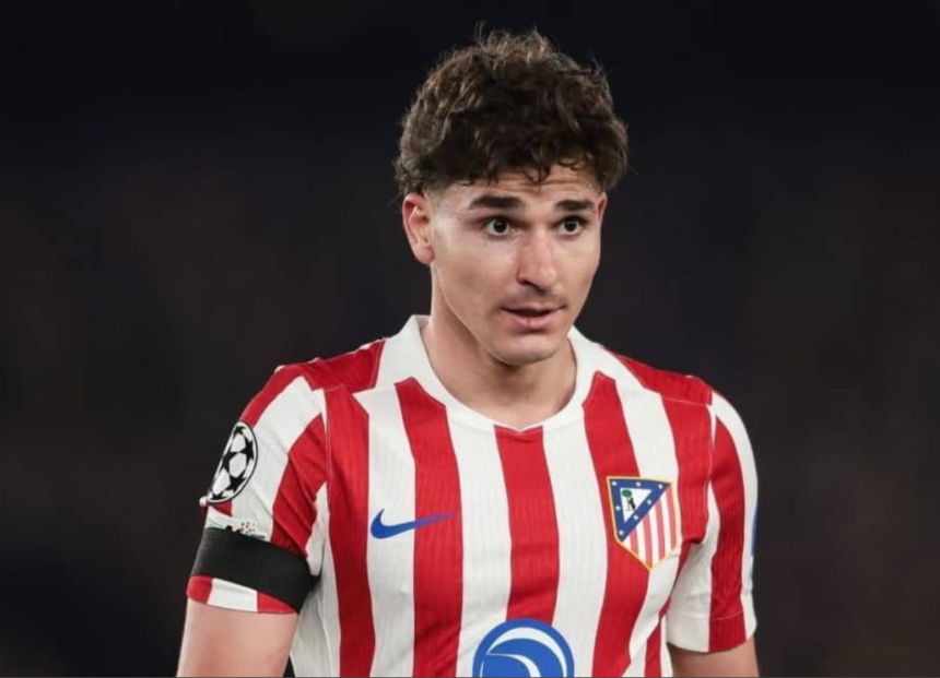 Julian Alvarez in action for Atletico Madrid